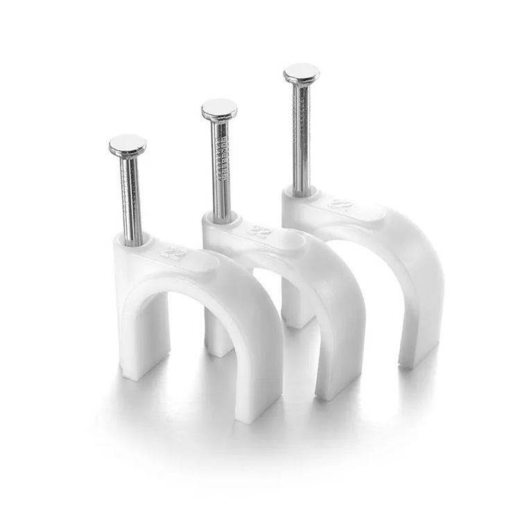 Comment les serre-câbles plats améliorent-ils l’efficacité du routage des câbles ?